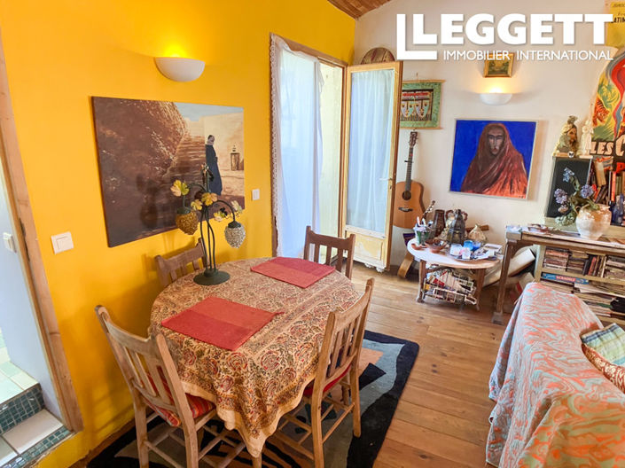 Image No.10-1 Bed House for sale