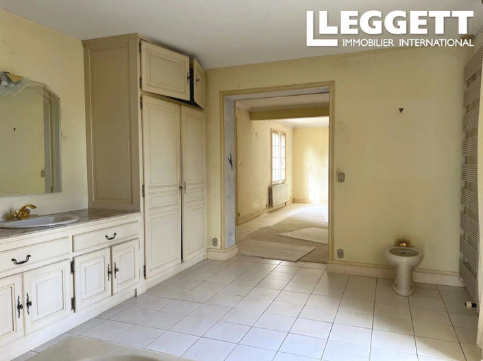 Image No.6-3 Bed House for sale