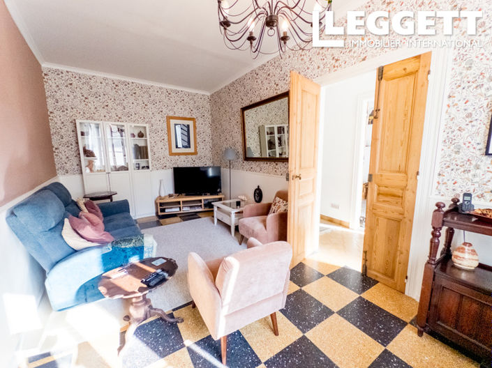 Image No.6-3 Bed House for sale