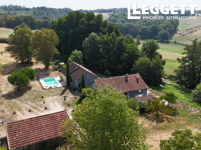 Image No.2-4 Bed House for sale