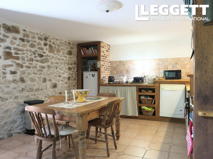 Image No.6-4 Bed House for sale