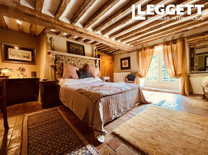 Image No.3-5 Bed House for sale