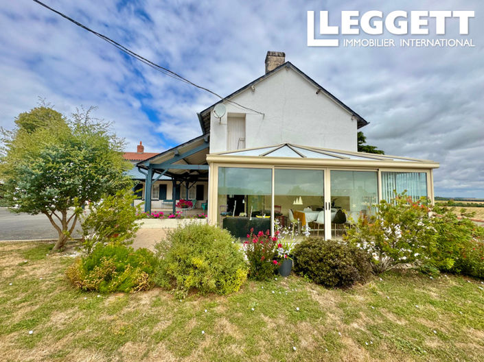 Image No.1-4 Bed House for sale