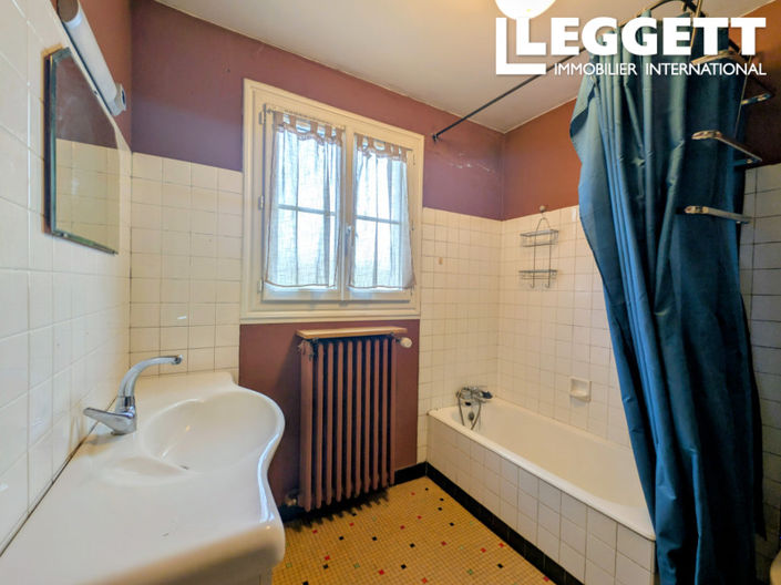 Image No.7-4 Bed House for sale