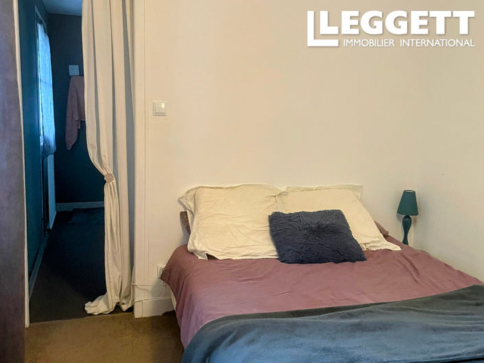 Image No.8-4 Bed House for sale