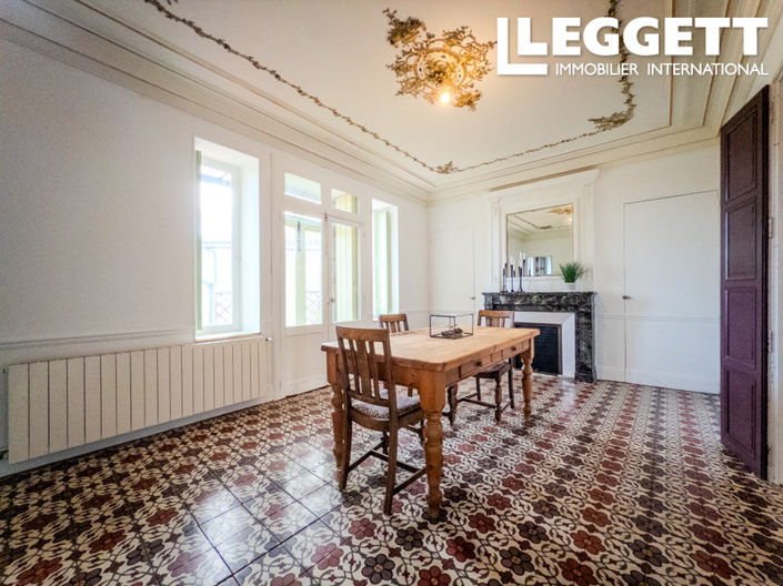 Image No.5-5 Bed House for sale