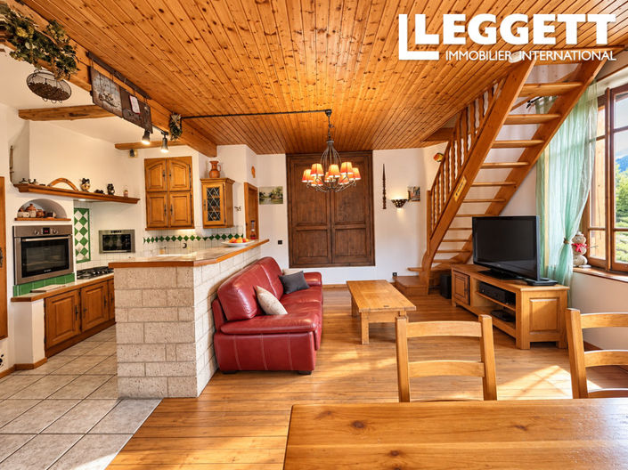 Image No.10-3 Bed House for sale