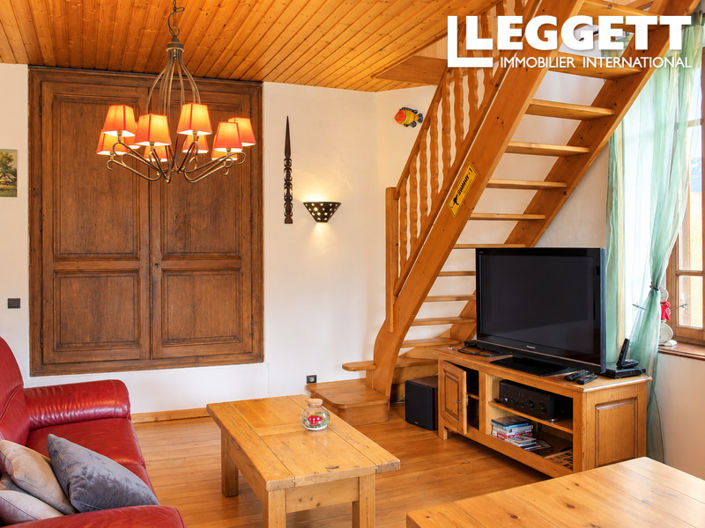 Image No.2-3 Bed House for sale