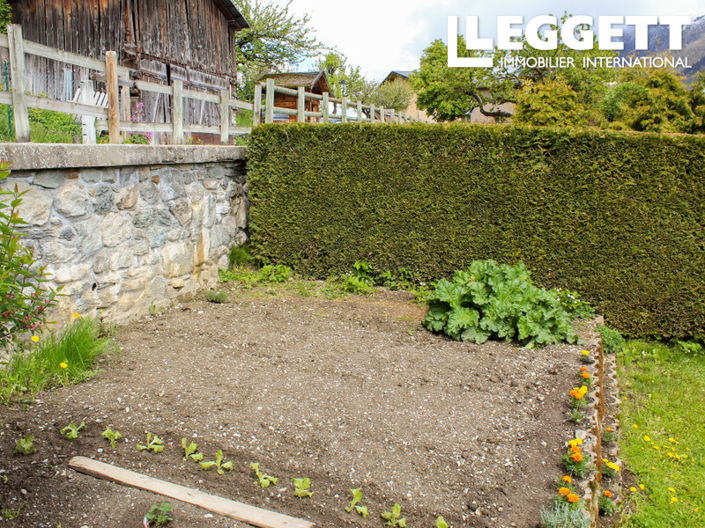 Image No.6-3 Bed House for sale
