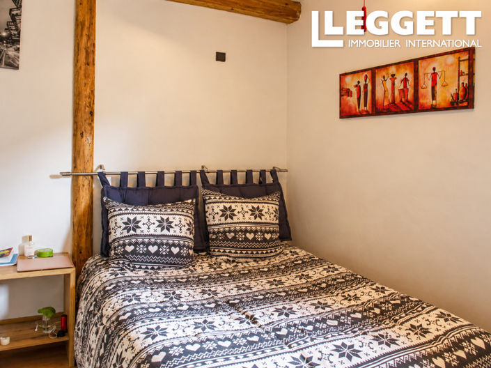 Image No.9-3 Bed House for sale