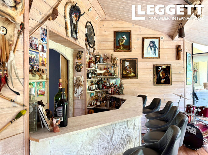 Image No.7-3 Bed House for sale