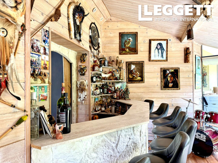 Image No.8-3 Bed House for sale