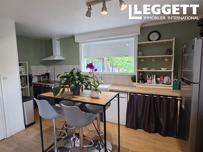 Image No.6-6 Bed House for sale