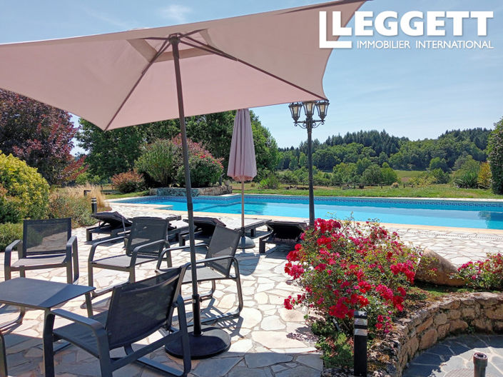 Image No.2-Maison de 6 chambres à vendre à Saint-Privat