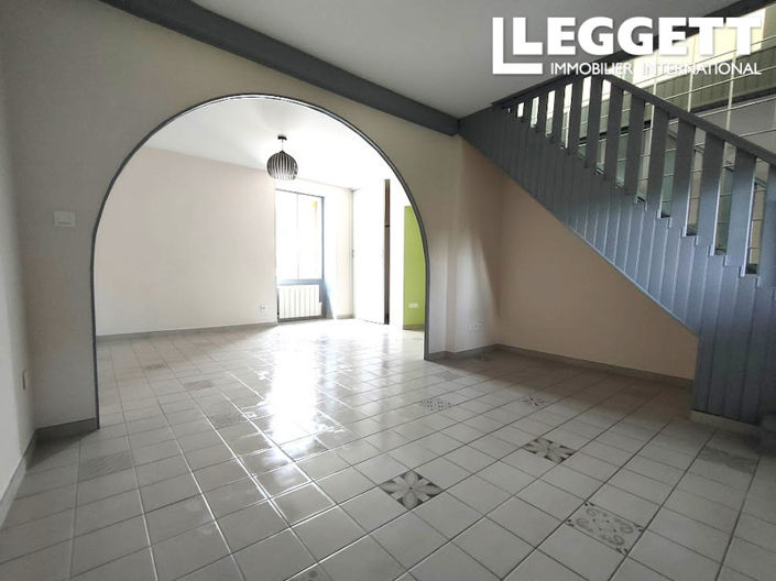 Image No.2-2 Bed House for sale