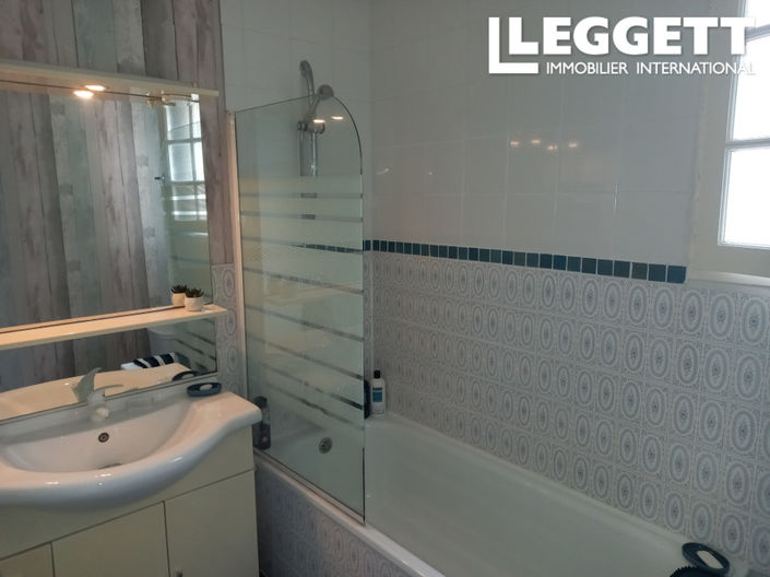 Image No.7-2 Bed House for sale