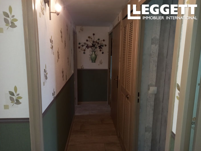 Image No.9-2 Bed House for sale