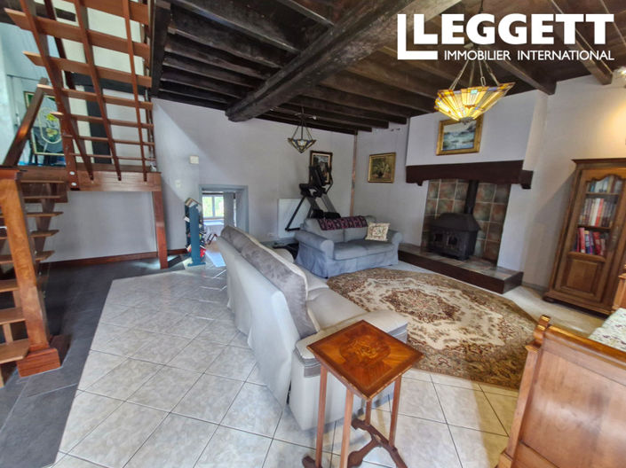 Image No.2-6 Bed House for sale