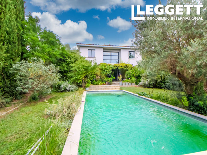 Image No.1-5 Bed House for sale