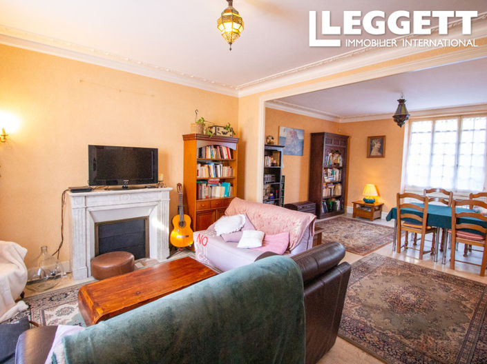 Image No.2-Maison de 4 chambres à vendre à Descartes