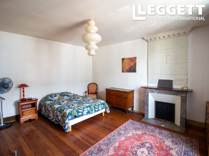 Image No.7-4 Bed House for sale