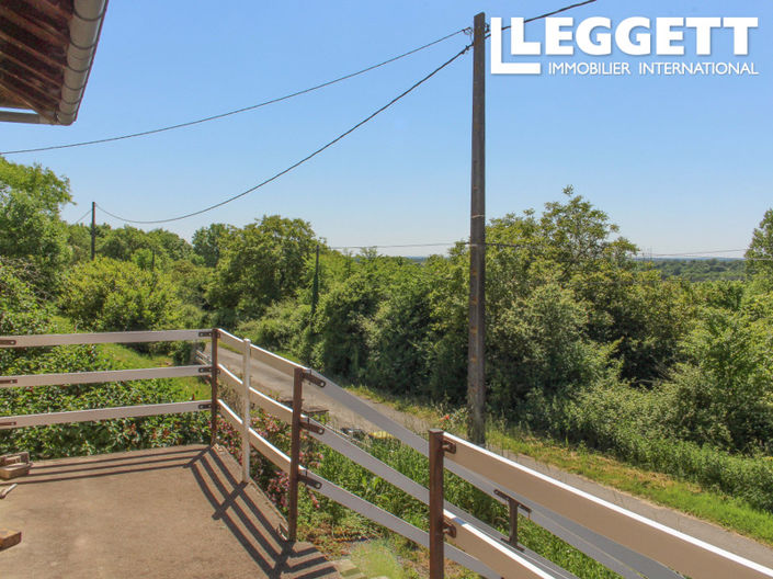 Image No.2-4 Bed House for sale