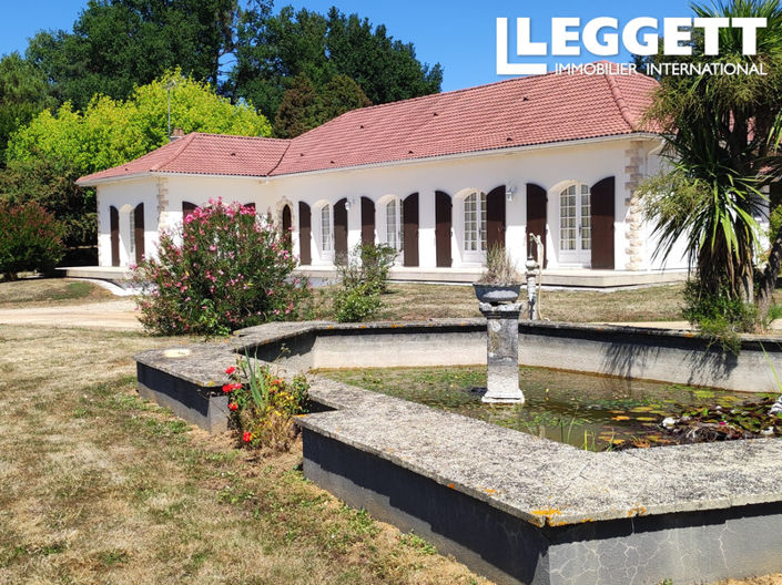 Image No.1-5 Bed House for sale