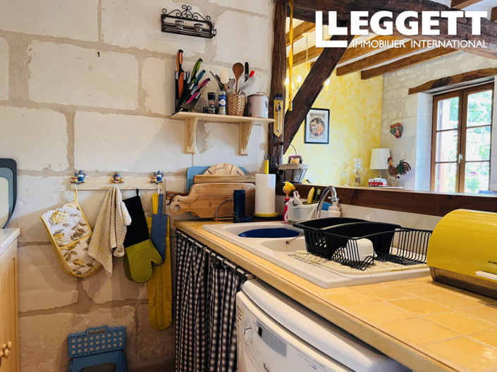 Image No.5-2 Bed House for sale