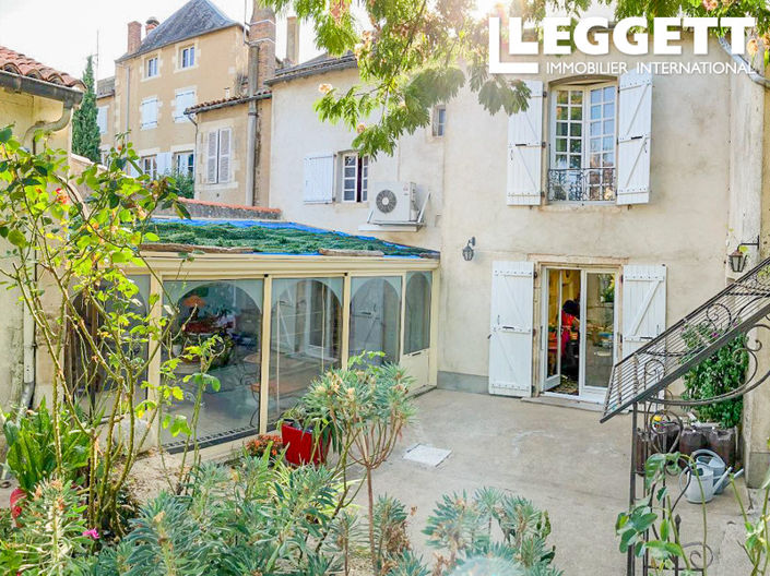 Image No.1-5 Bed House for sale
