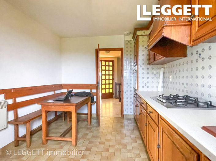 Image No.5-3 Bed House for sale