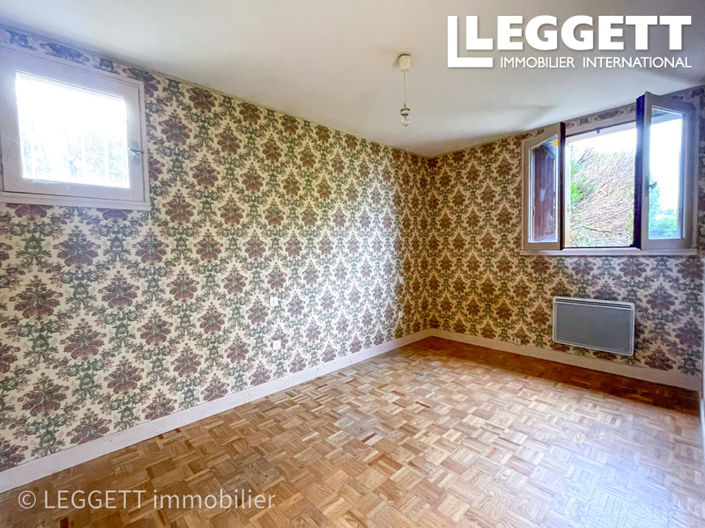 Image No.8-3 Bed House for sale