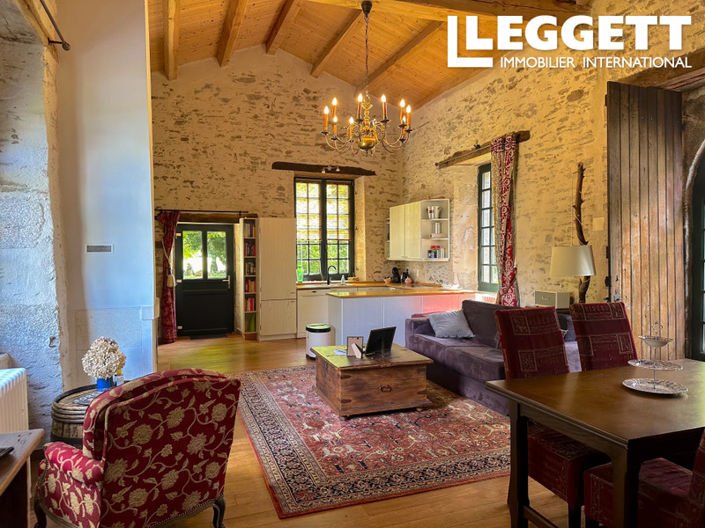 Image No.6-12 Bed Chateaux for sale