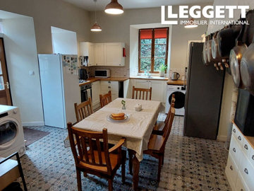 ahr0chm6ly9jzg4uagvzdglhlmltbw8vaw1hz2uvvevom