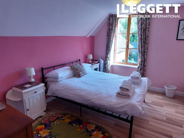 ahr0chm6ly9jzg4uagvzdglhlmltbw8vaw1hz2uvvevom