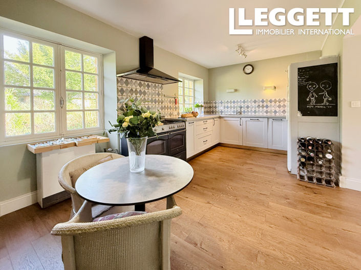 Image No.5-4 Bed House for sale