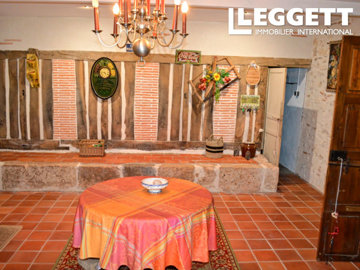 ahr0chm6ly9jzg4uagvzdglhlmltbw8vaw1hz2uvvevom