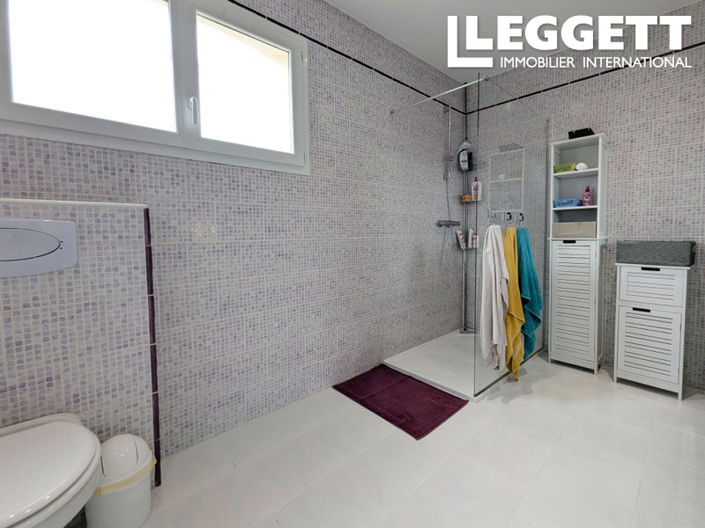 Image No.4-4 Bed House for sale