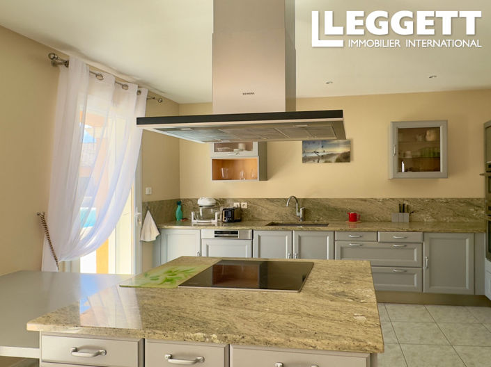 Image No.7-Maison de 4 chambres à vendre à Ornaisons