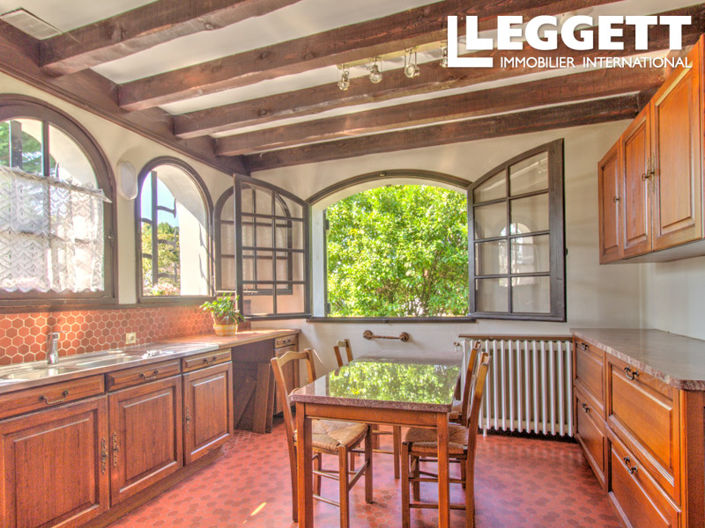 Image No.4-7 Bed House for sale