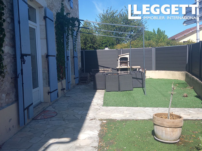 Image No.2-5 Bed House for sale