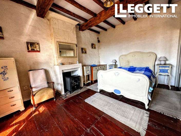 Image No.7-4 Bed House for sale