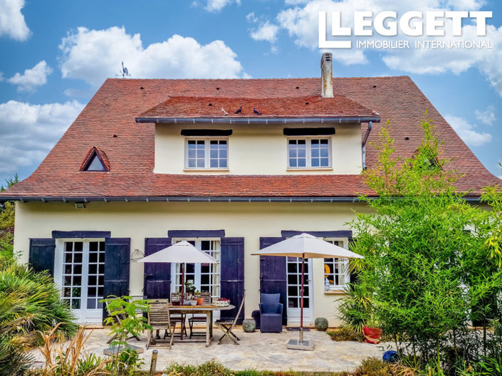 Image No.1-4 Bed House for sale