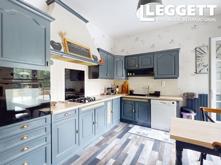 Image No.5-5 Bed House for sale