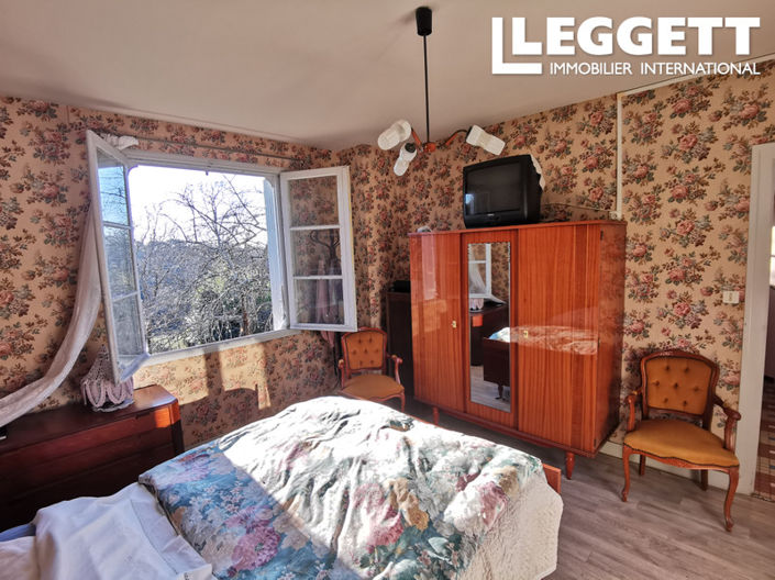 Image No.6-3 Bed House for sale