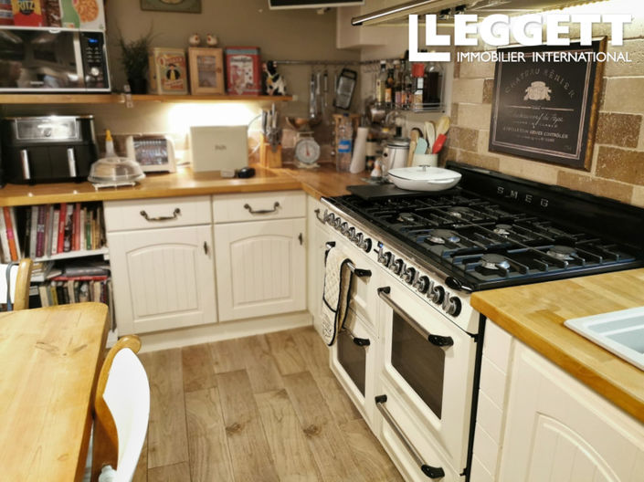 Image No.6-4 Bed House for sale