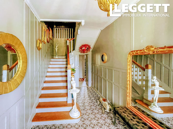 Image No.4-9 Bed House for sale