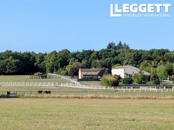 Image No.2-Maison de 14 chambres à vendre à Aubigné