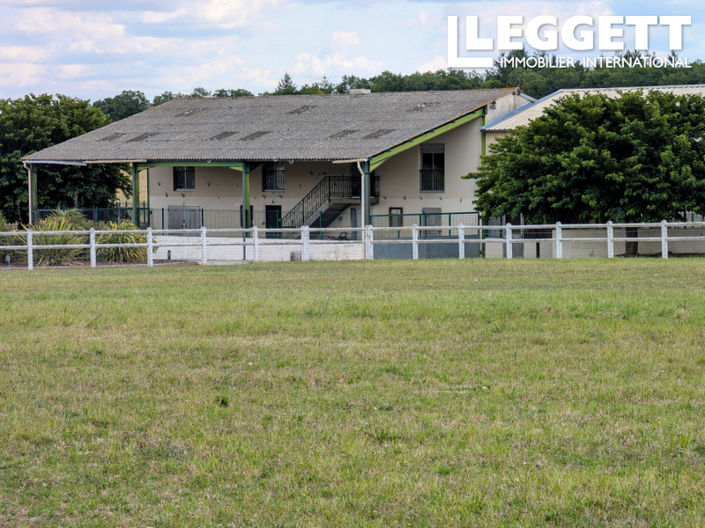 Image No.9-Maison de 14 chambres à vendre à Aubigné