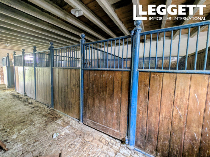 Image No.5-6 Bed House for sale