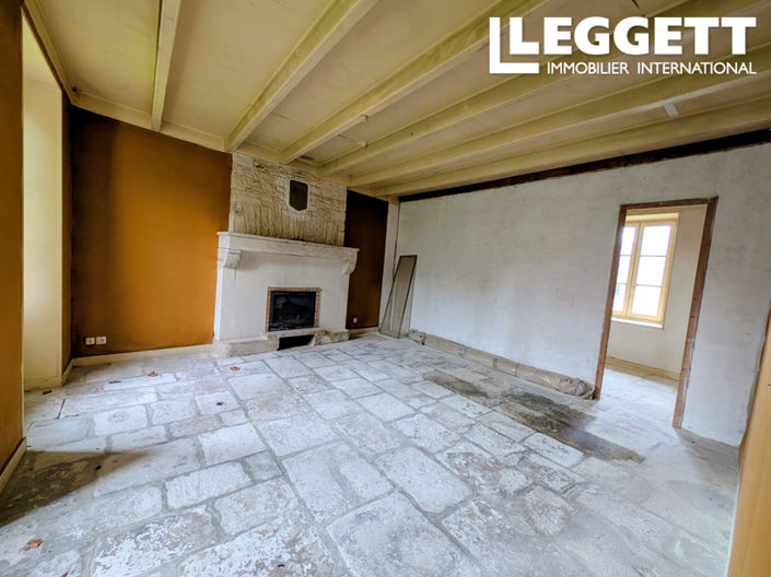 Image No.10-1 Bed House for sale